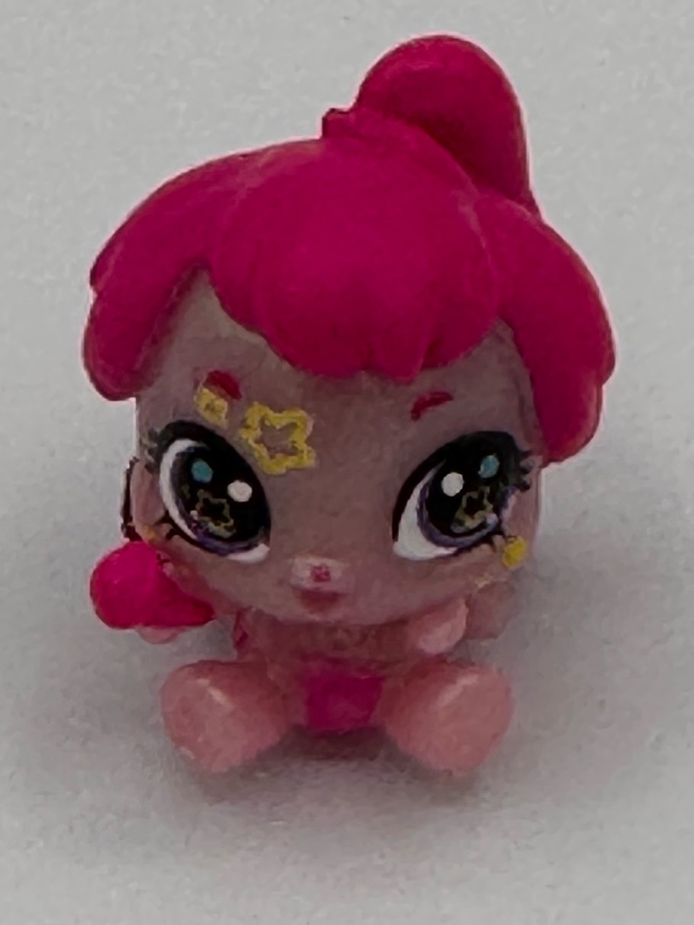 Hatchimals CollEGGtibles Shimmer Babies Singing Shaggy Pup